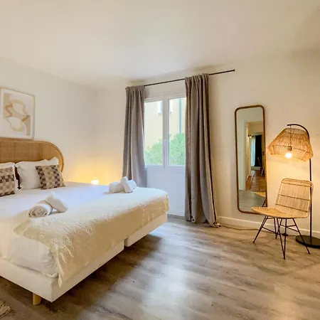 Place Des Lices - Nk * Saint-Tropez