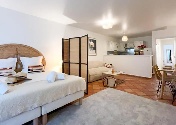 Place Des Lices - Nk Apartment Saint-Tropez